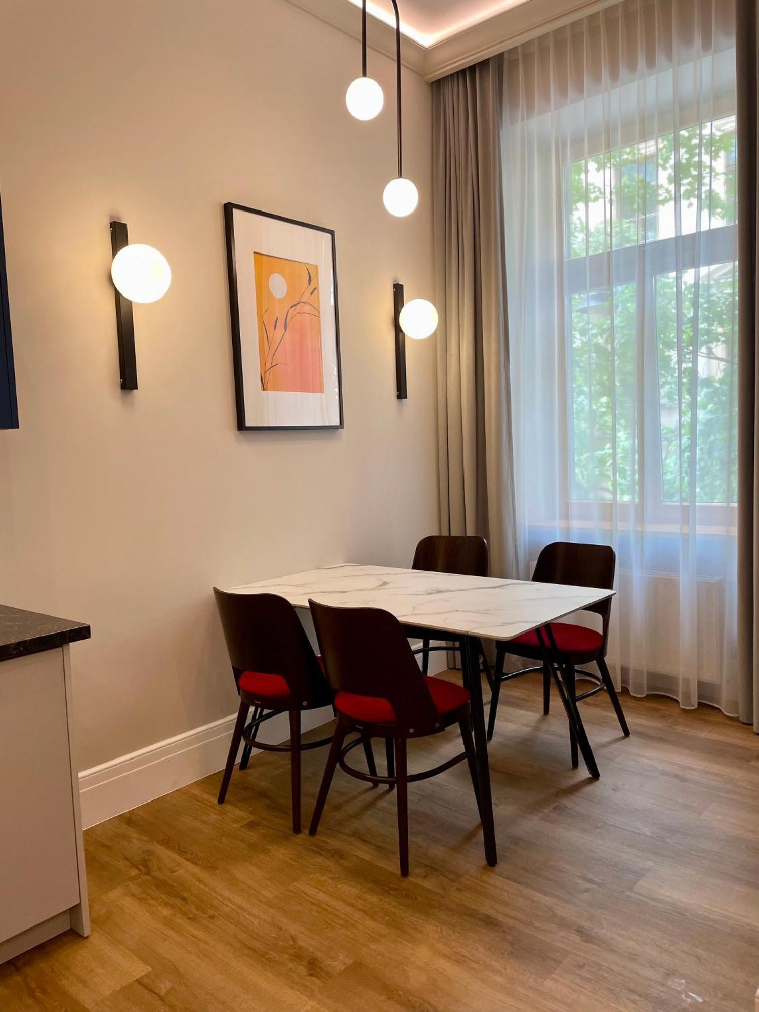 Golden Queen Apartments City Center Krakow Luaran gambar