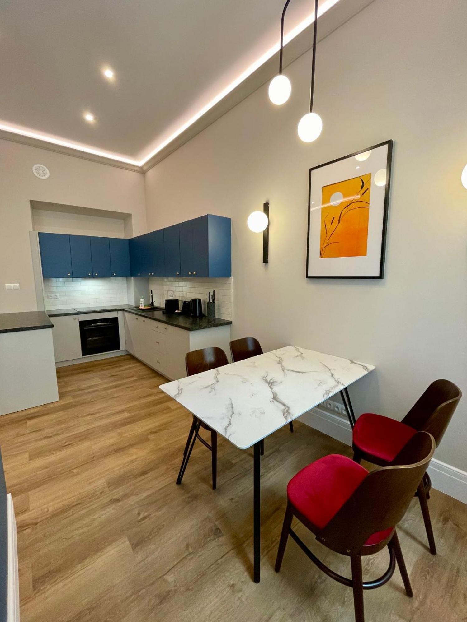 Golden Queen Apartments City Center Krakow Luaran gambar